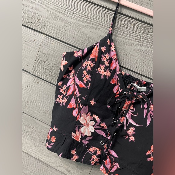 NWT Harmony & HAVOC Black Floral Crop Top Sz Large - Picture 6 of 12